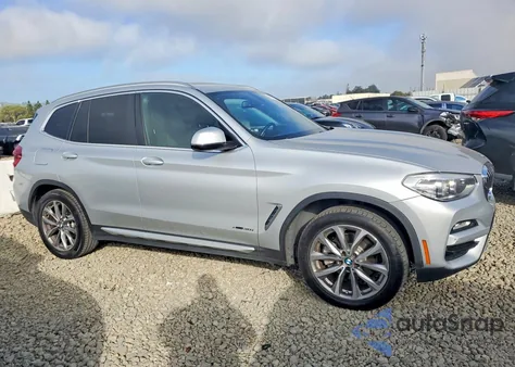2018 BMW X3 xDrive30I z USA, uszkodzony, nr VIN 5UXTR9C5XJLC82602